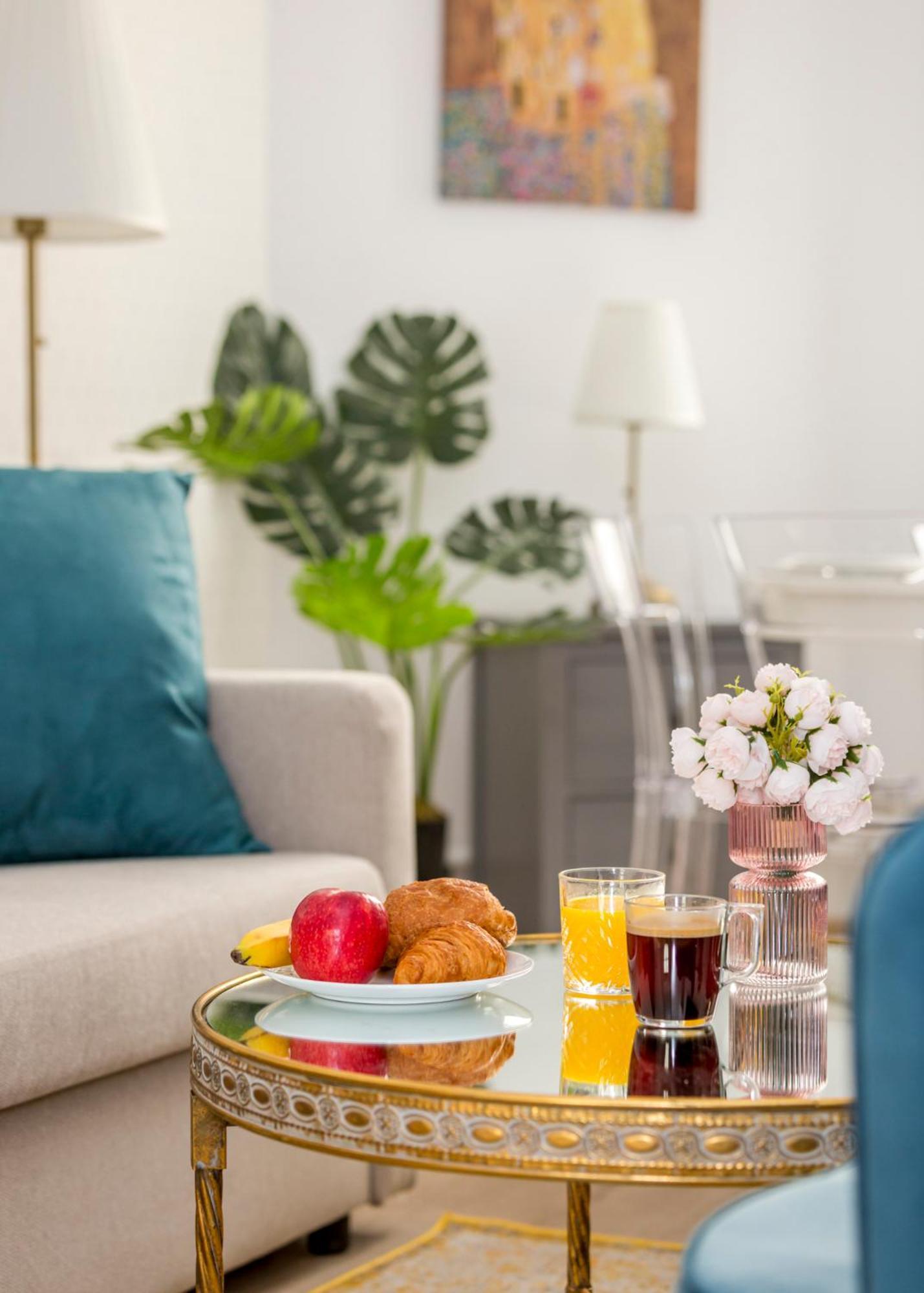 Cozy Apartment - Champs Elysees - Wagram Parijs Buitenkant foto