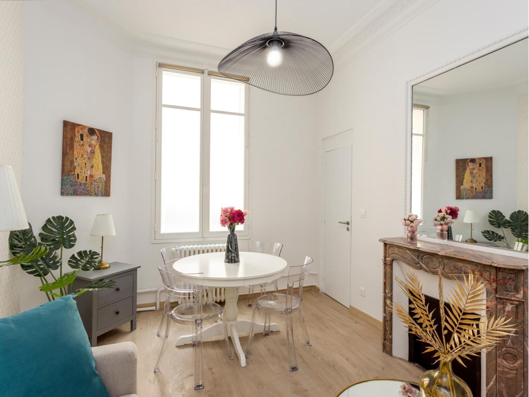 Cozy Apartment - Champs Elysees - Wagram Parijs Buitenkant foto