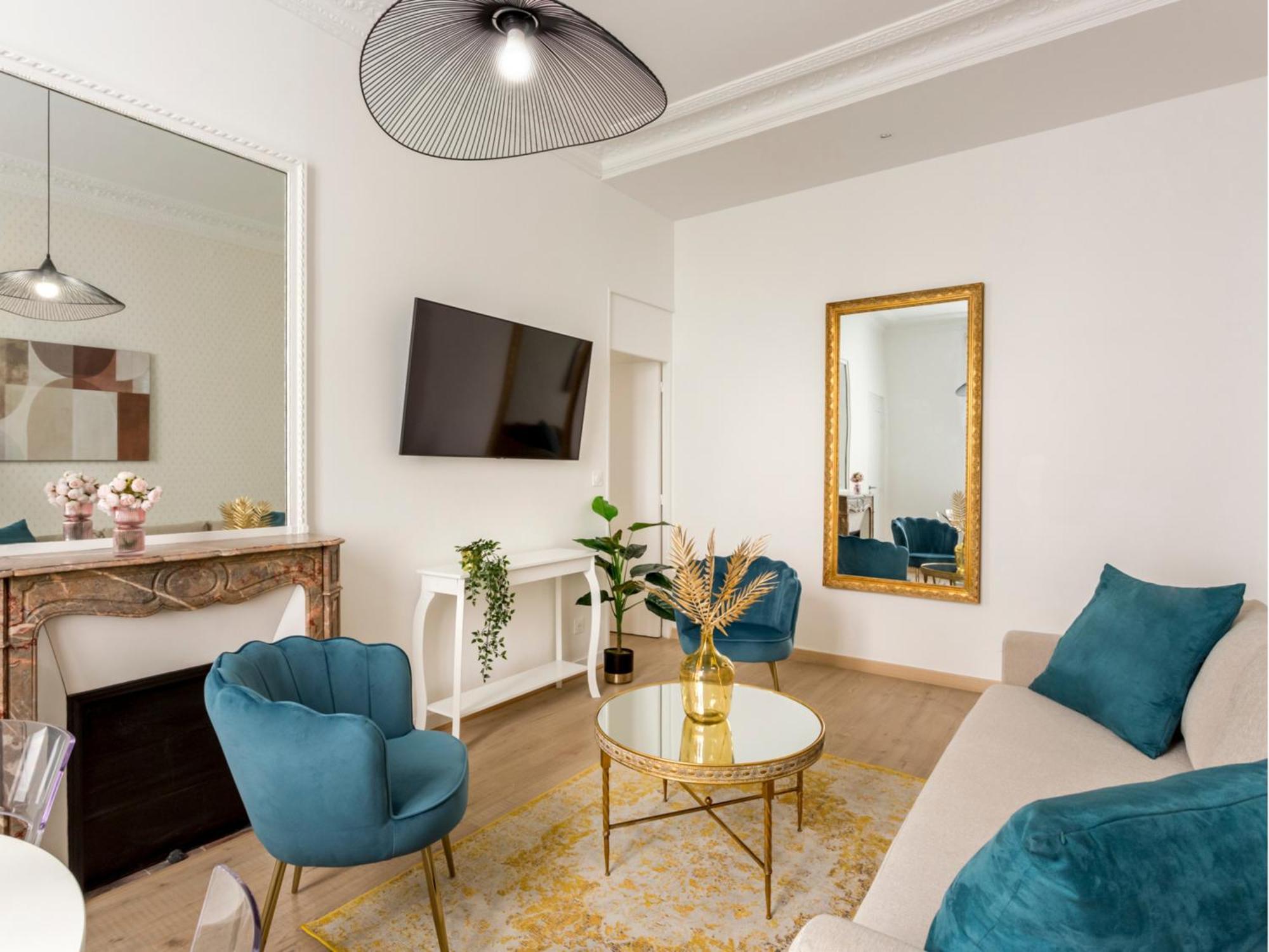Cozy Apartment - Champs Elysees - Wagram Parijs Buitenkant foto